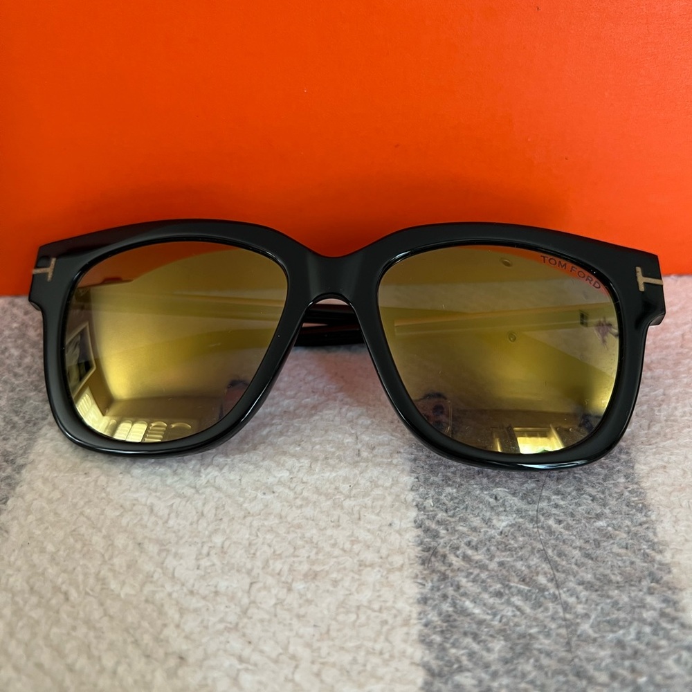 Tom Ford Style Tracy TF436 Black/Gold lens Square Sunglasses